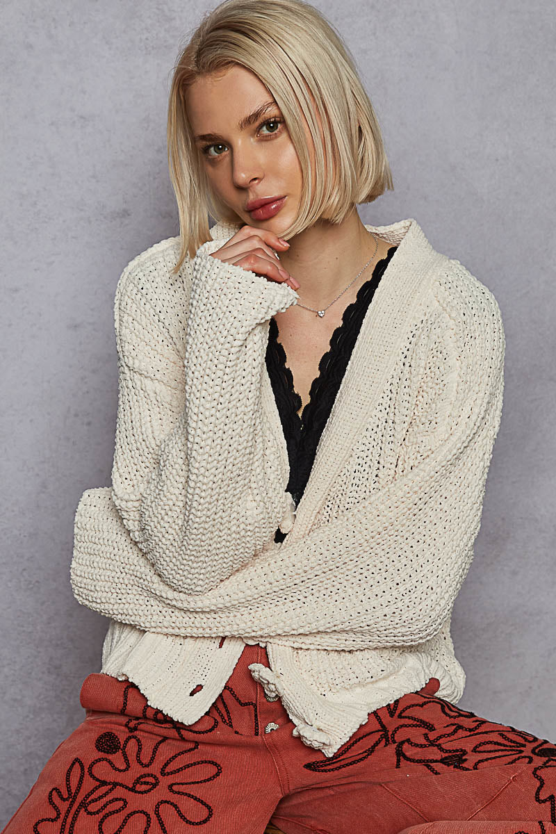 Powder Cream Flower Sweater