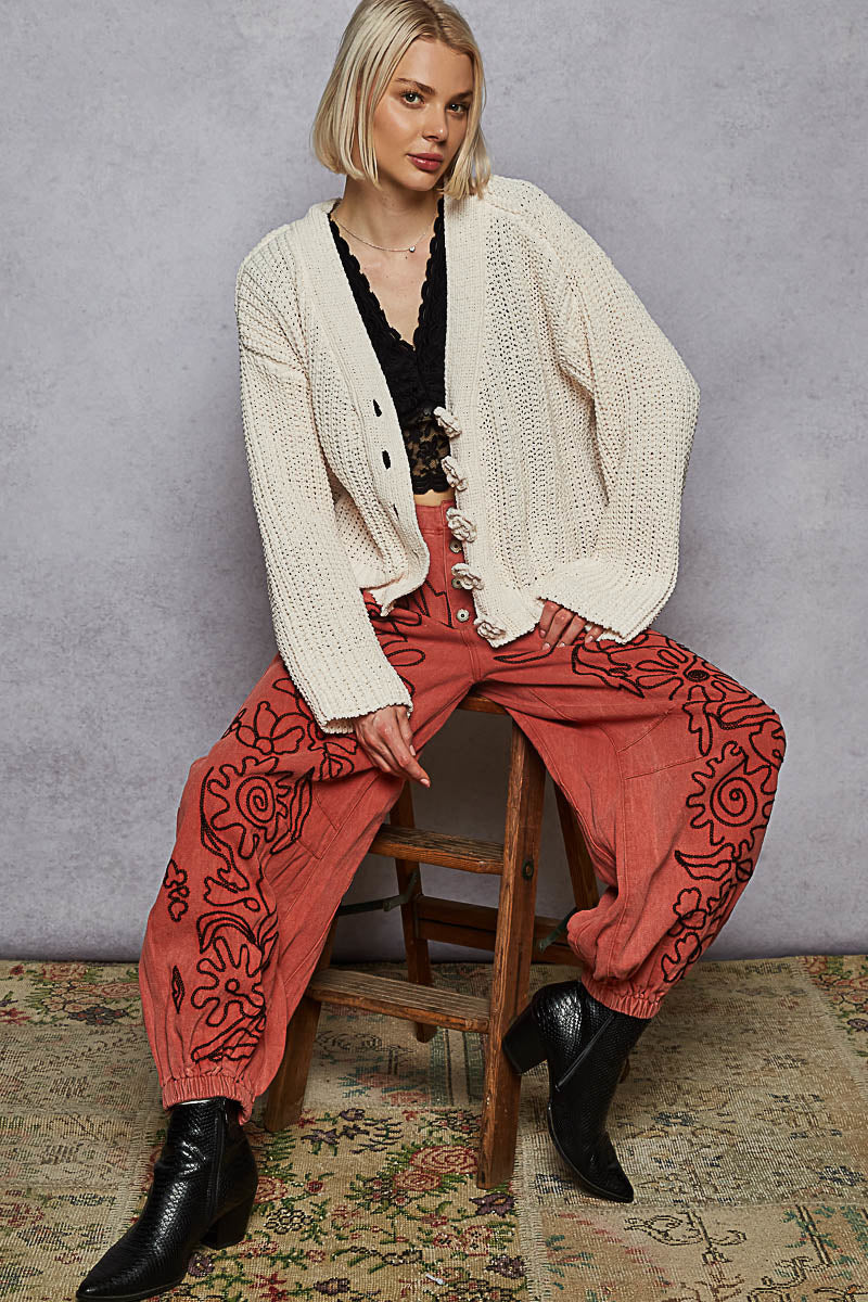 Powder Cream Flower Sweater