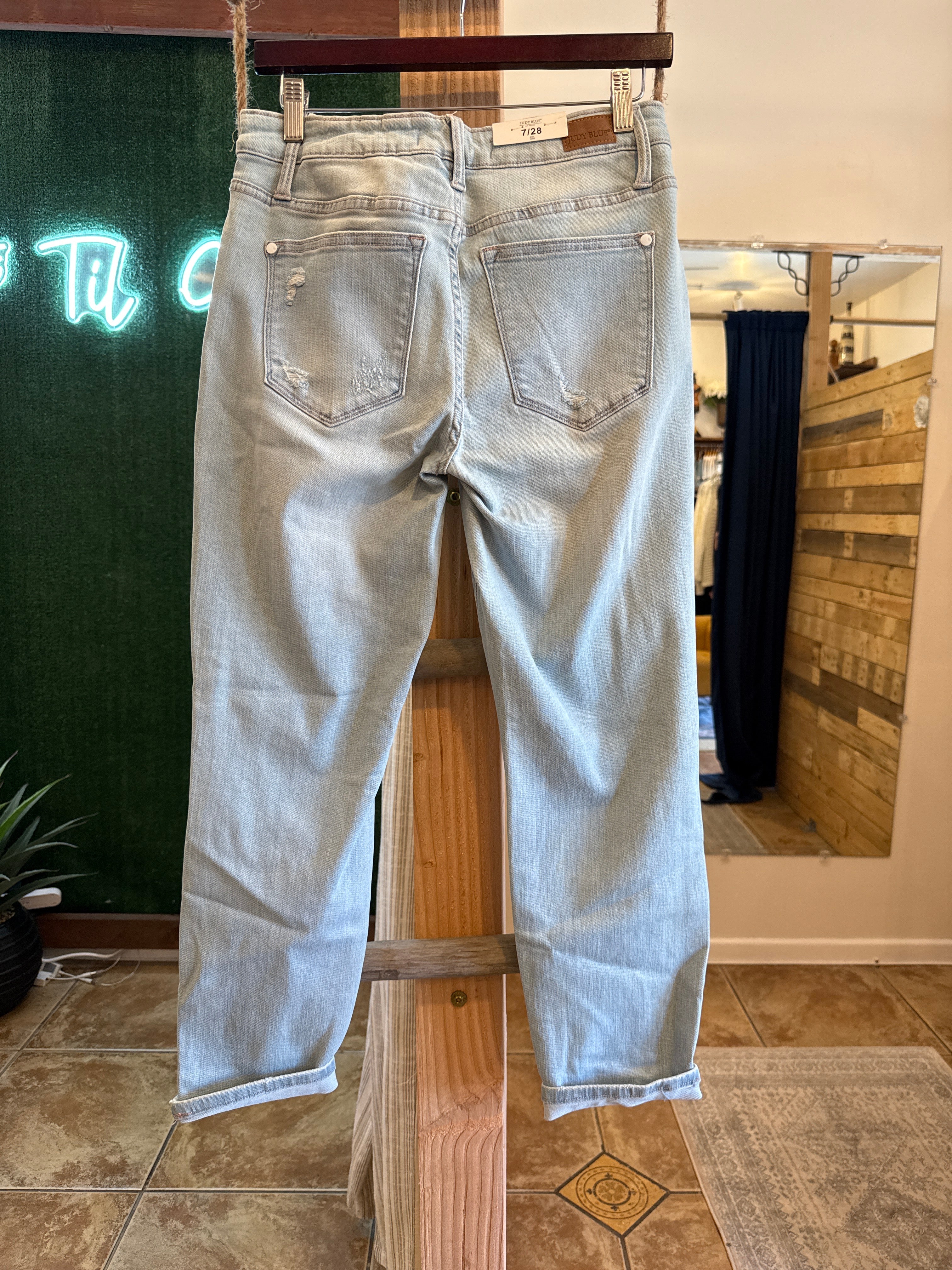 Judy Blue Natalie Boyfriend Jeans