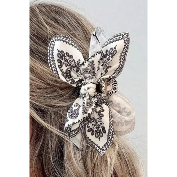 Paisley Floral Clip