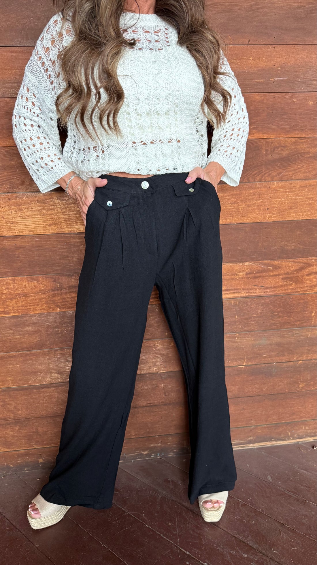 It has Pockets Trousers