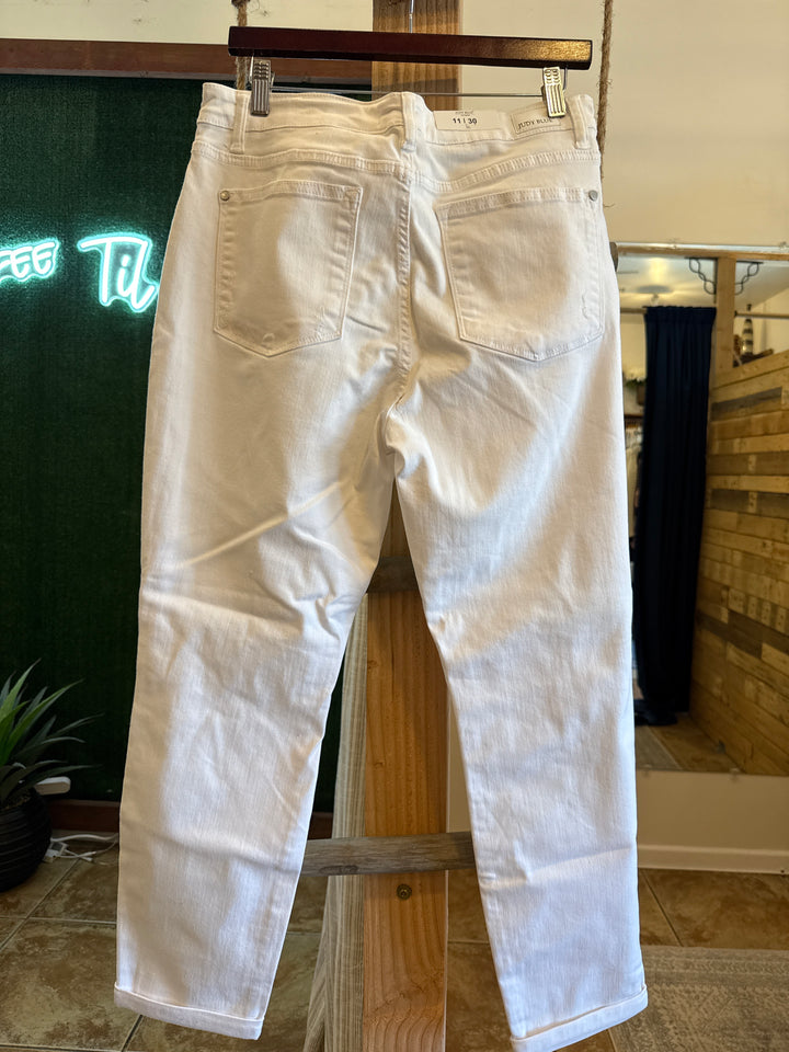 Judy Blue Betty Boyfriend Destroyed Jeans