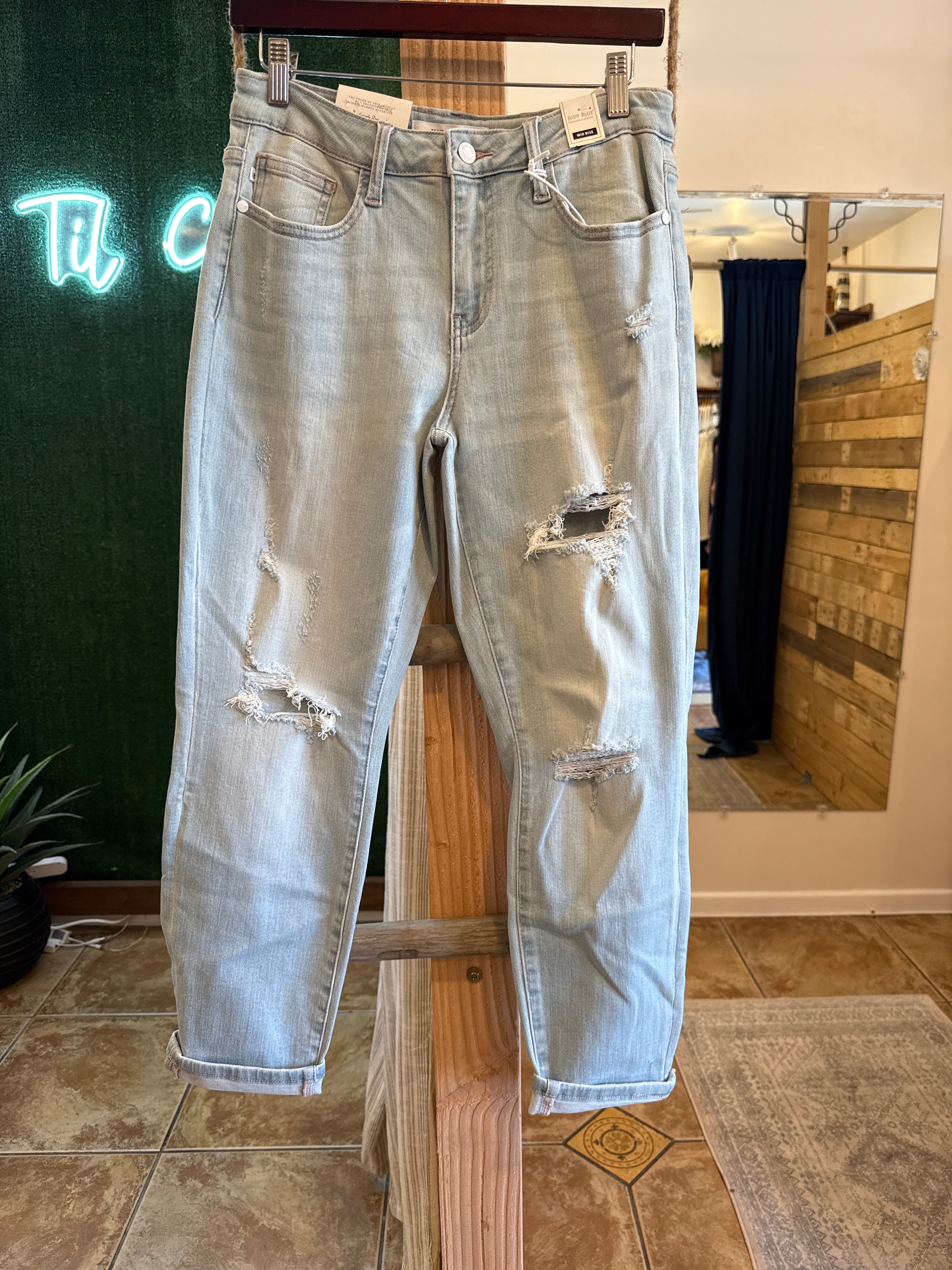 Judy Blue Natalie Boyfriend Jeans