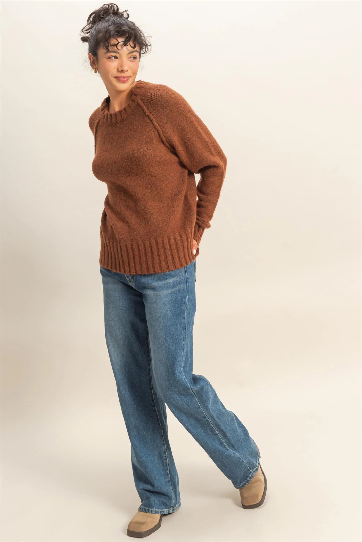 Raglan Sleeve Crew Neck Sweater