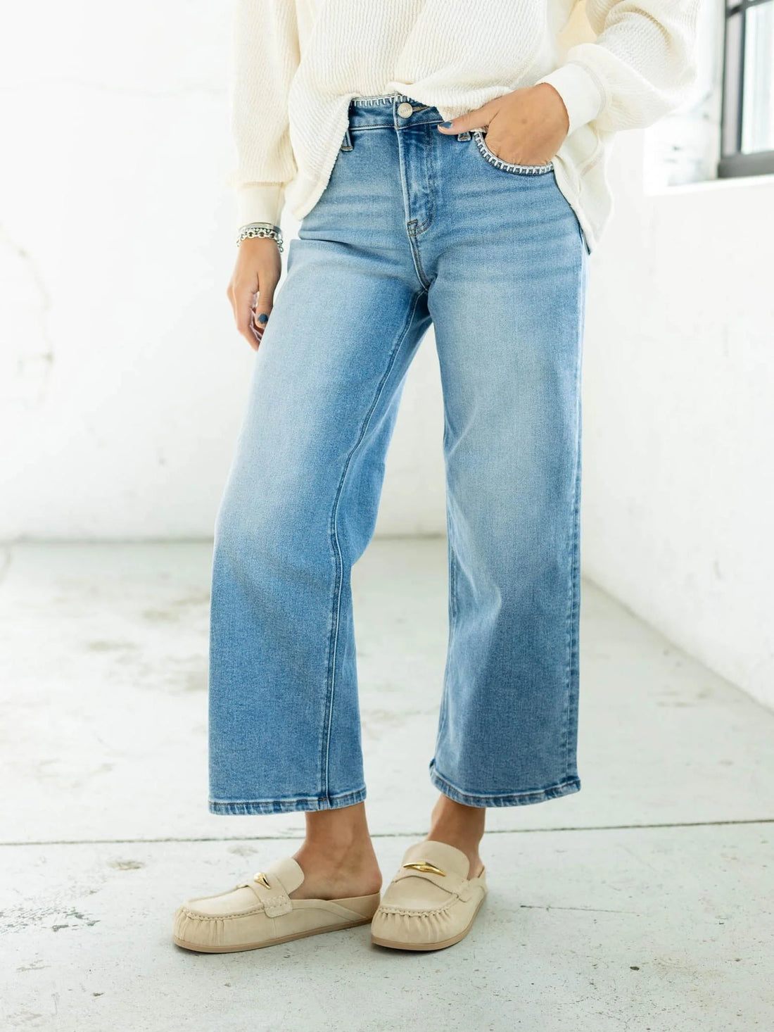 In Stiches Crop Jeans